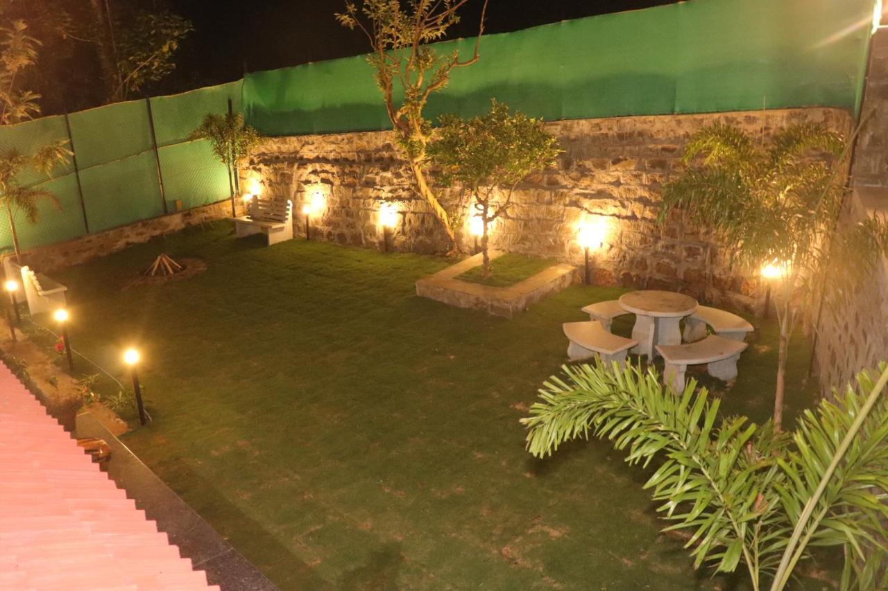 Pine Villa Garden Yercaud Exterior photo