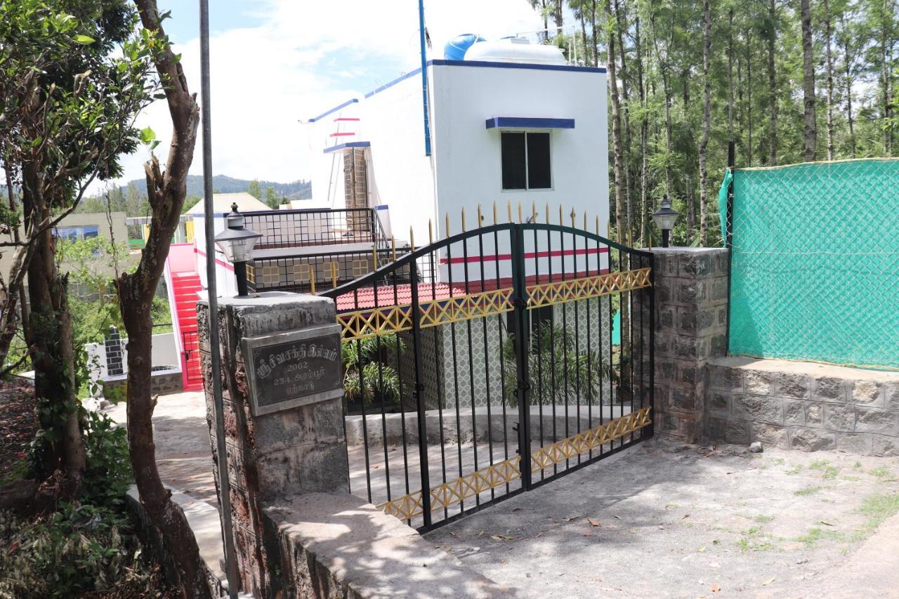 Pine Villa Garden Yercaud Exterior photo